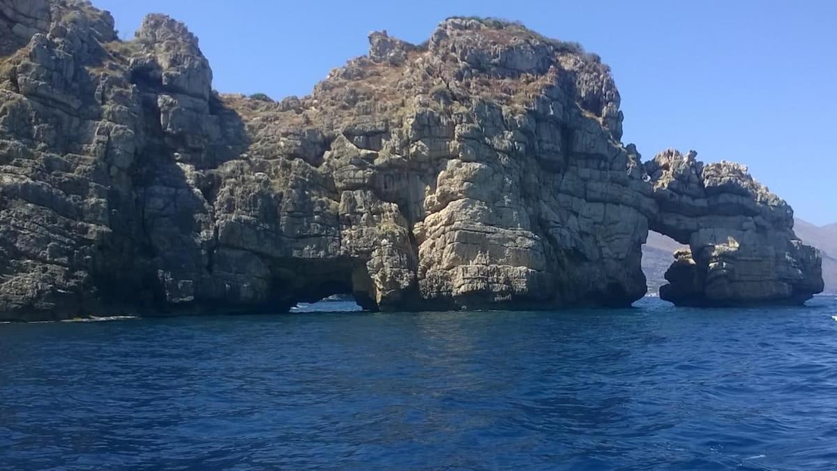 Holiday Home Cala Bianca Кастелламмаре-дель-Голфо Экстерьер фото
