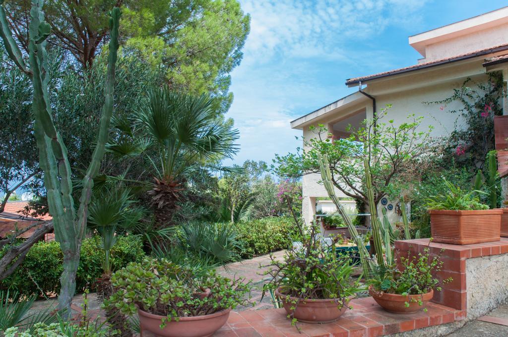 Holiday Home Cala Bianca Кастелламмаре-дель-Голфо Экстерьер фото