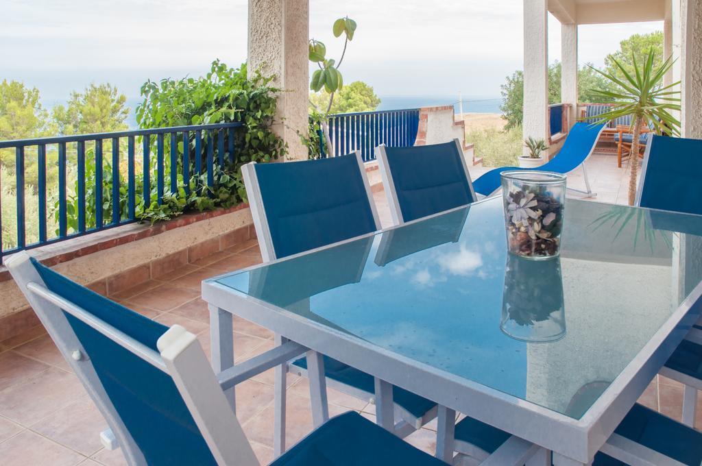 Holiday Home Cala Bianca Кастелламмаре-дель-Голфо Экстерьер фото