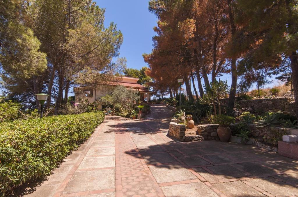 Holiday Home Cala Bianca Кастелламмаре-дель-Голфо Номер фото